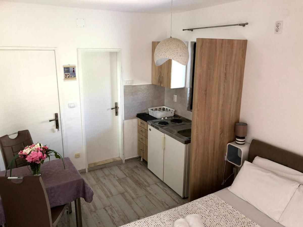 Апартаменты Gregovic Family Apartments Петровац-14