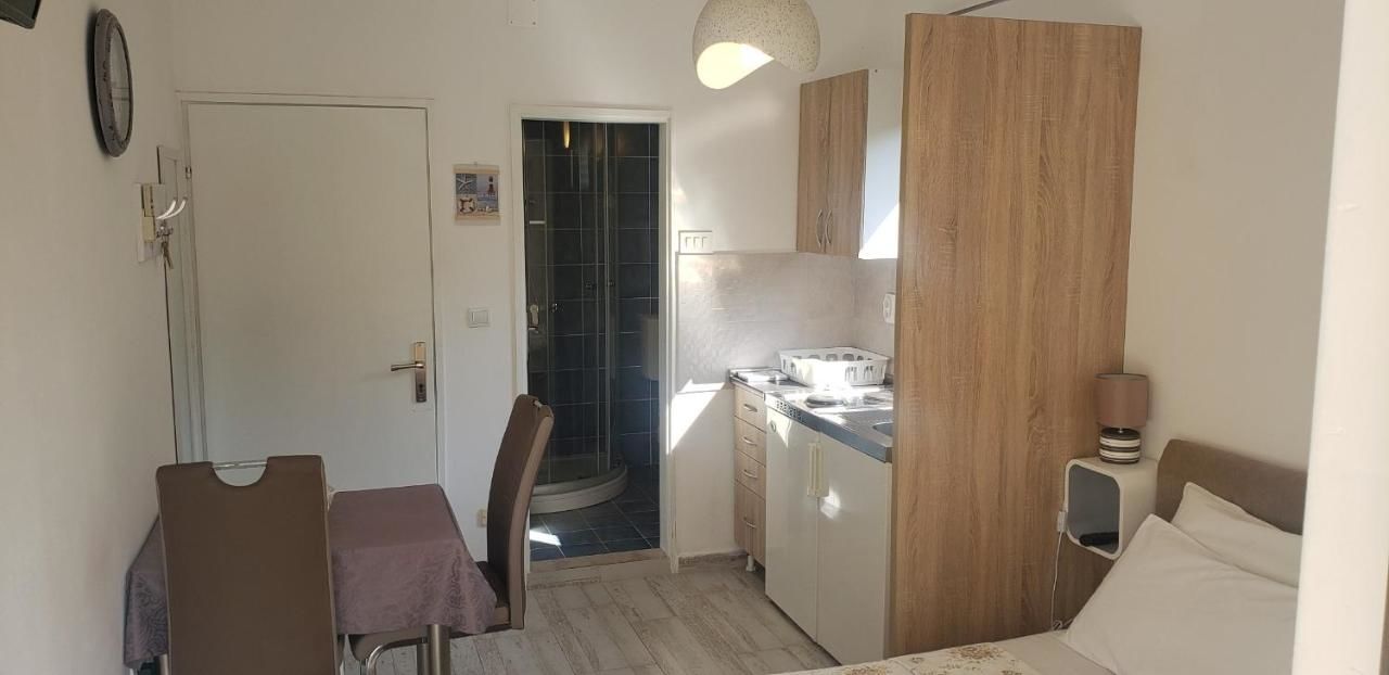 Апартаменты Gregovic Family Apartments Петровац-22