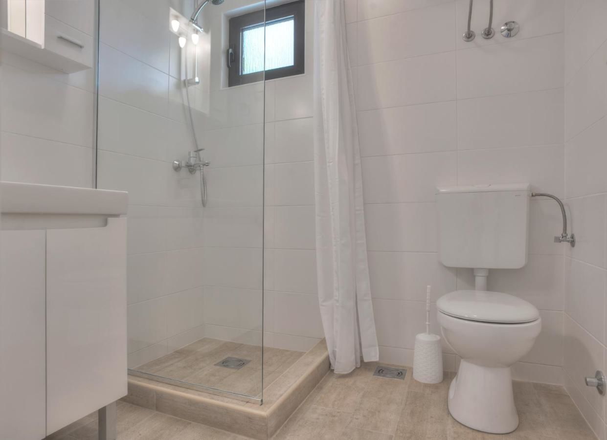 Апартаменты Gregovic Family Apartments Петровац